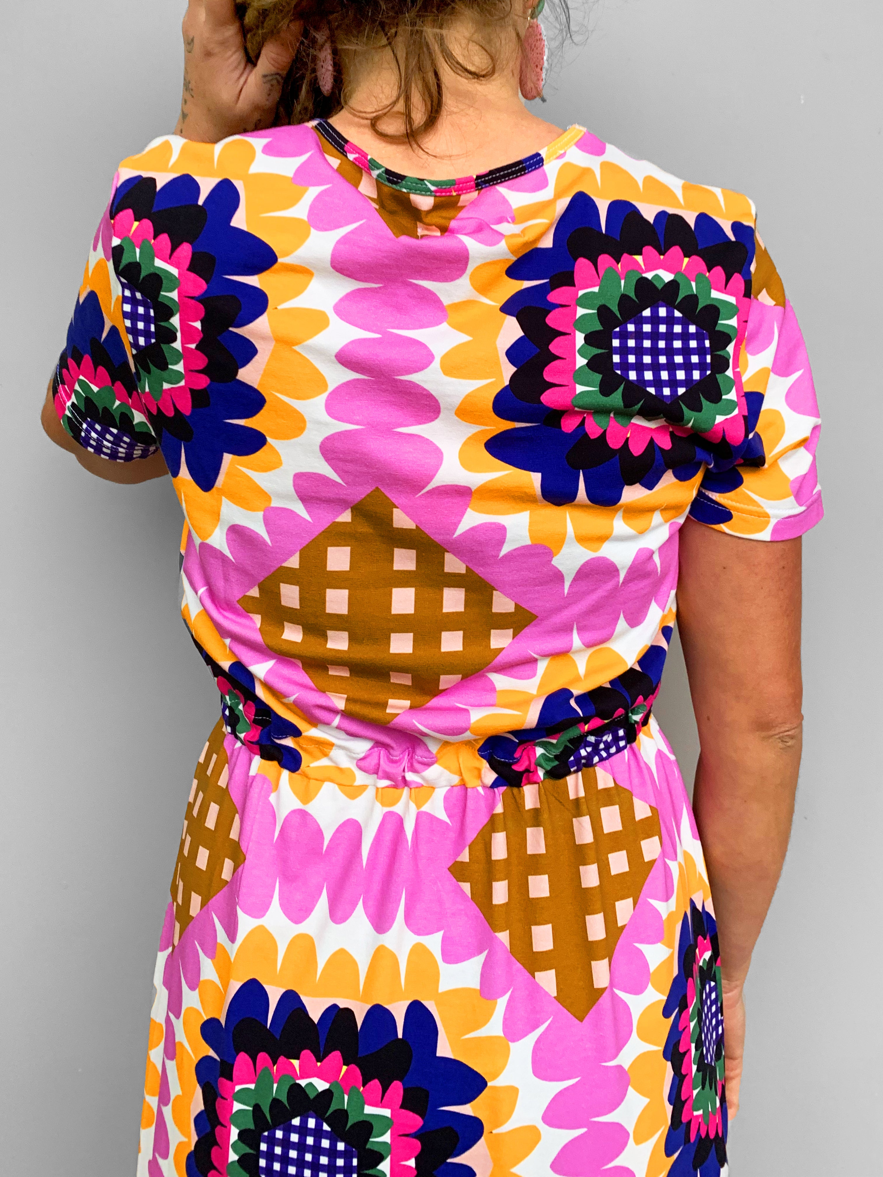 LAST ONES Florence Flower (peach) jersey dress