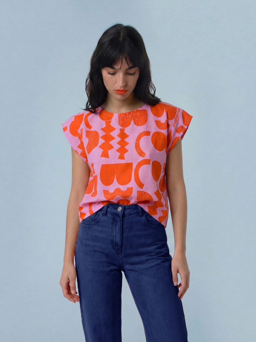Cut Pot Play Pink cotton top ~ last one
