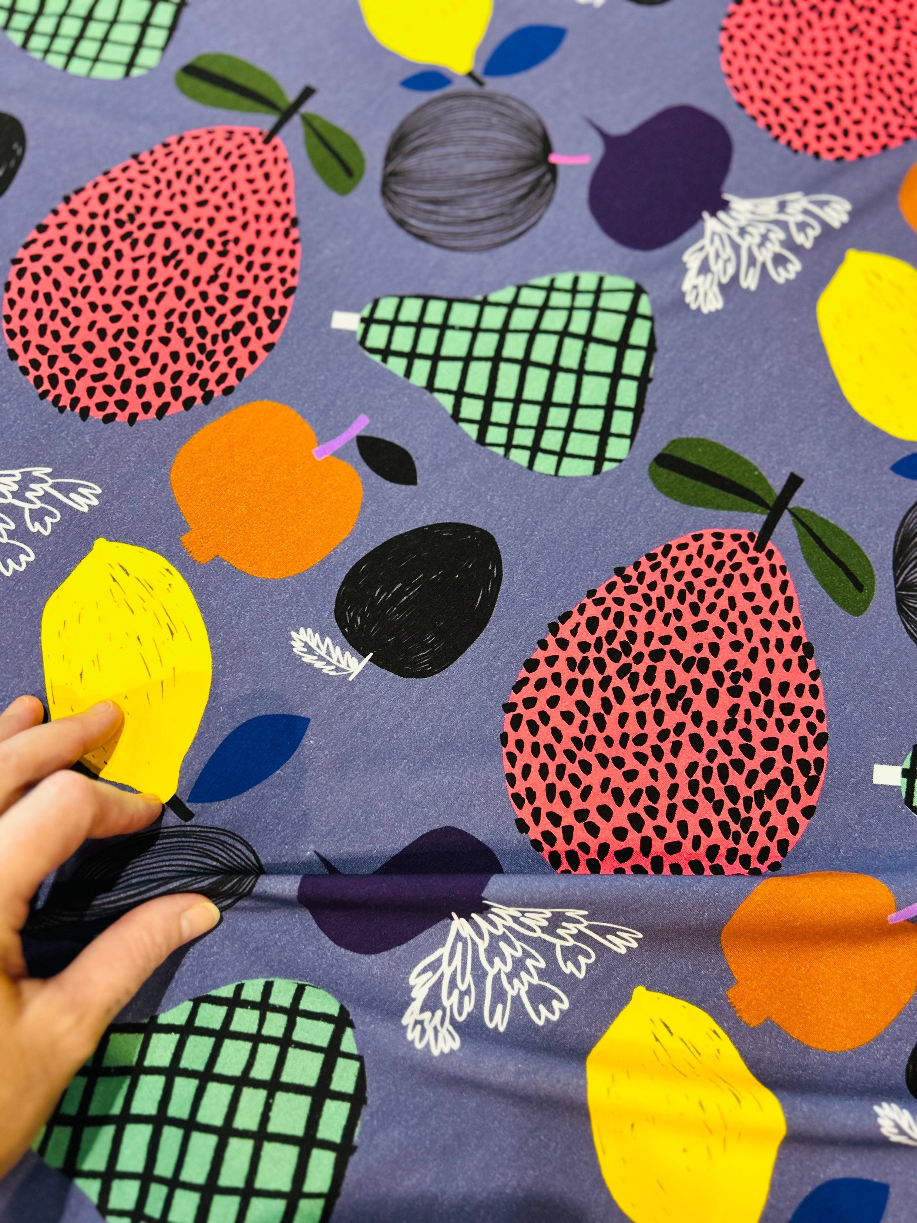 Love To Garden jersey (CUT PIECE 1M $10)