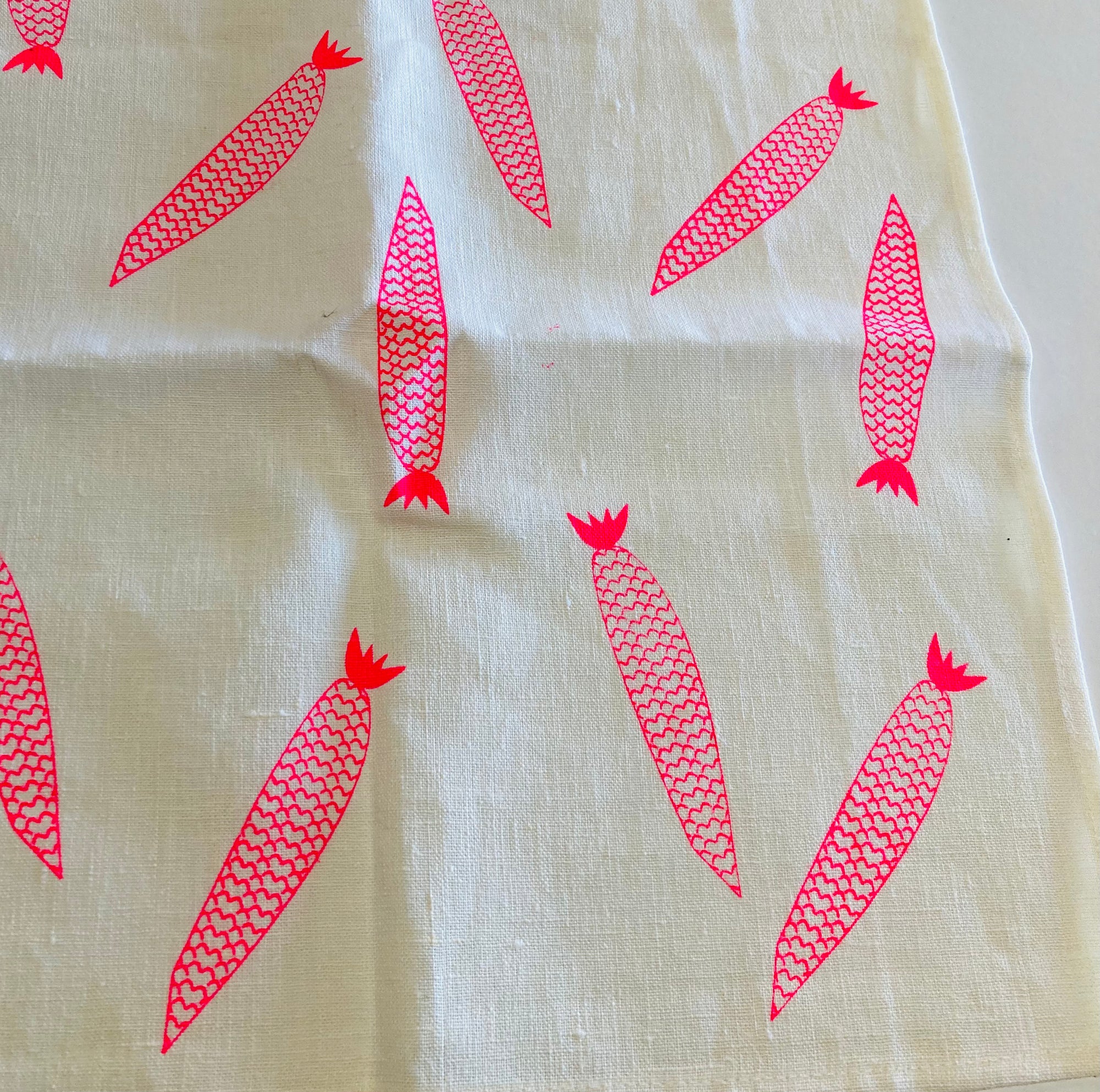LAST ONE!  Screen Printed Point Corn table runner . Or fabric for sewing project.