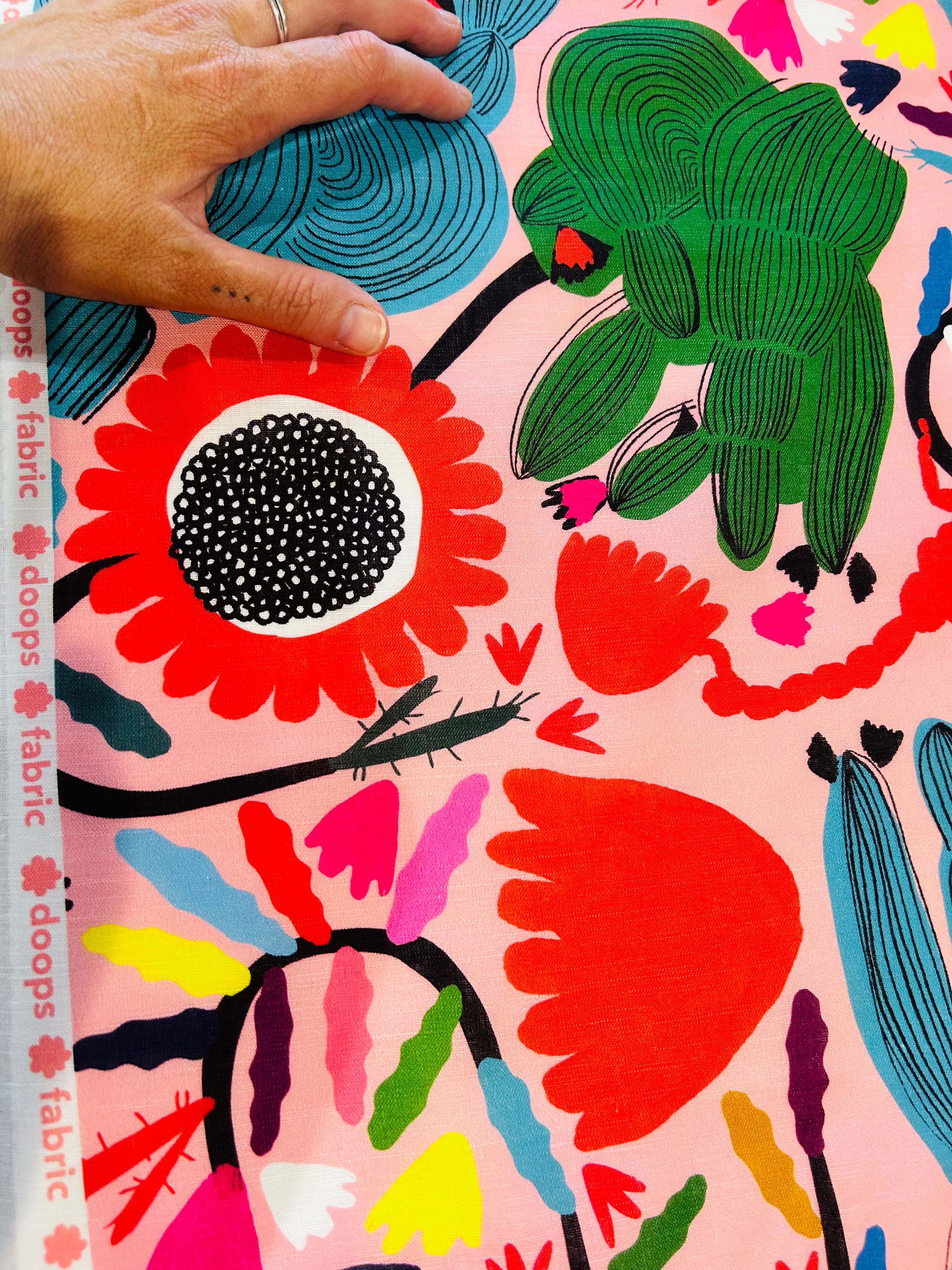 Scorpio Cactus organic cotton linen (CUT PIECE 90CM $12)