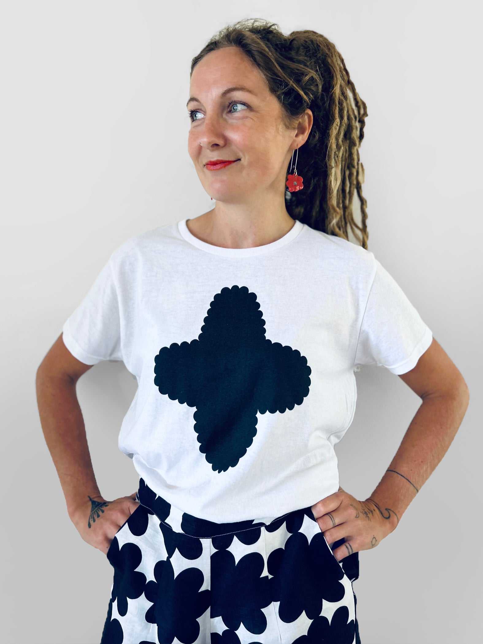 Love Étoile  100% cotton T&#39;shirt