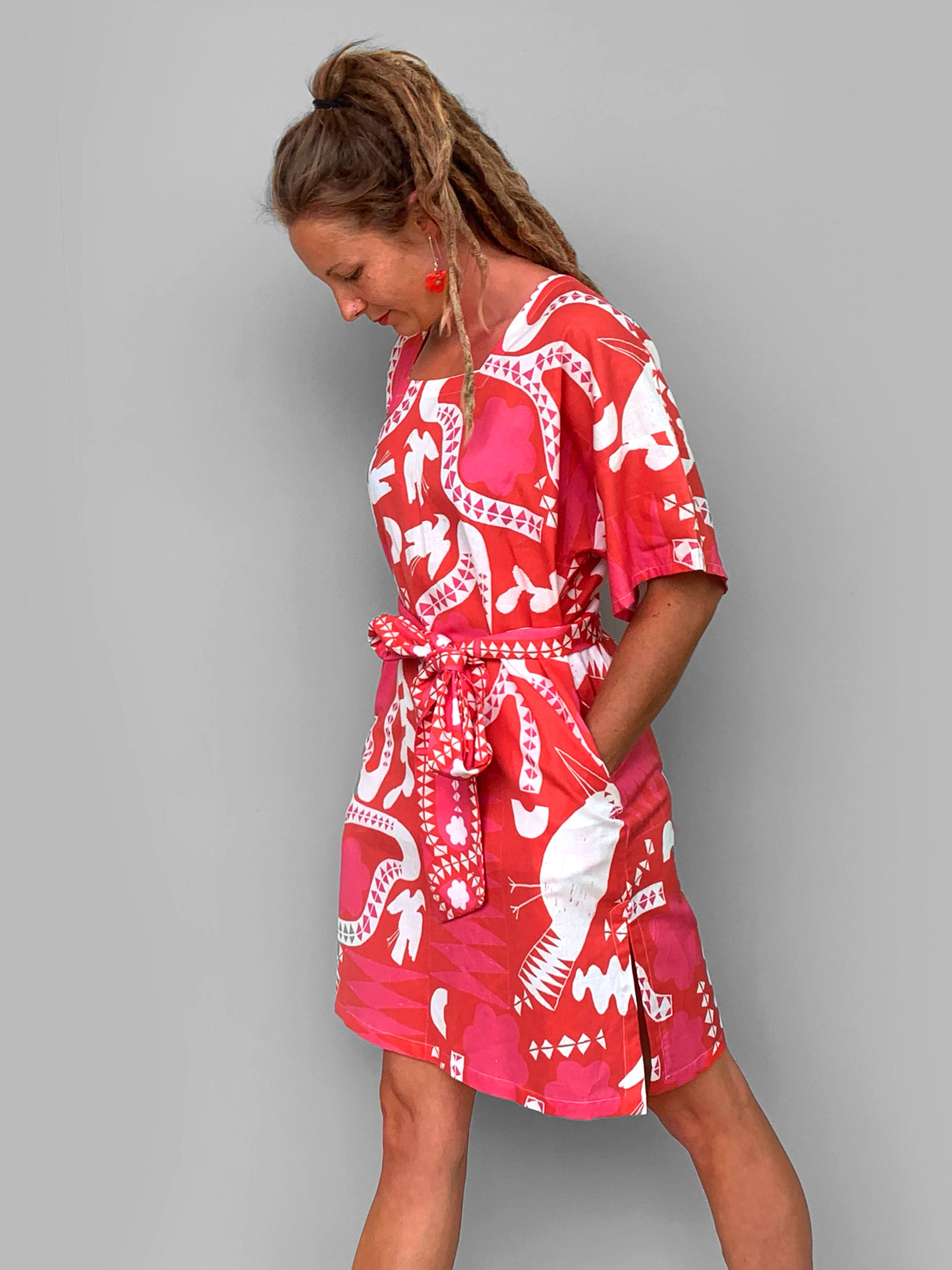 Red Kooki linen dress with tie (5815474782361)